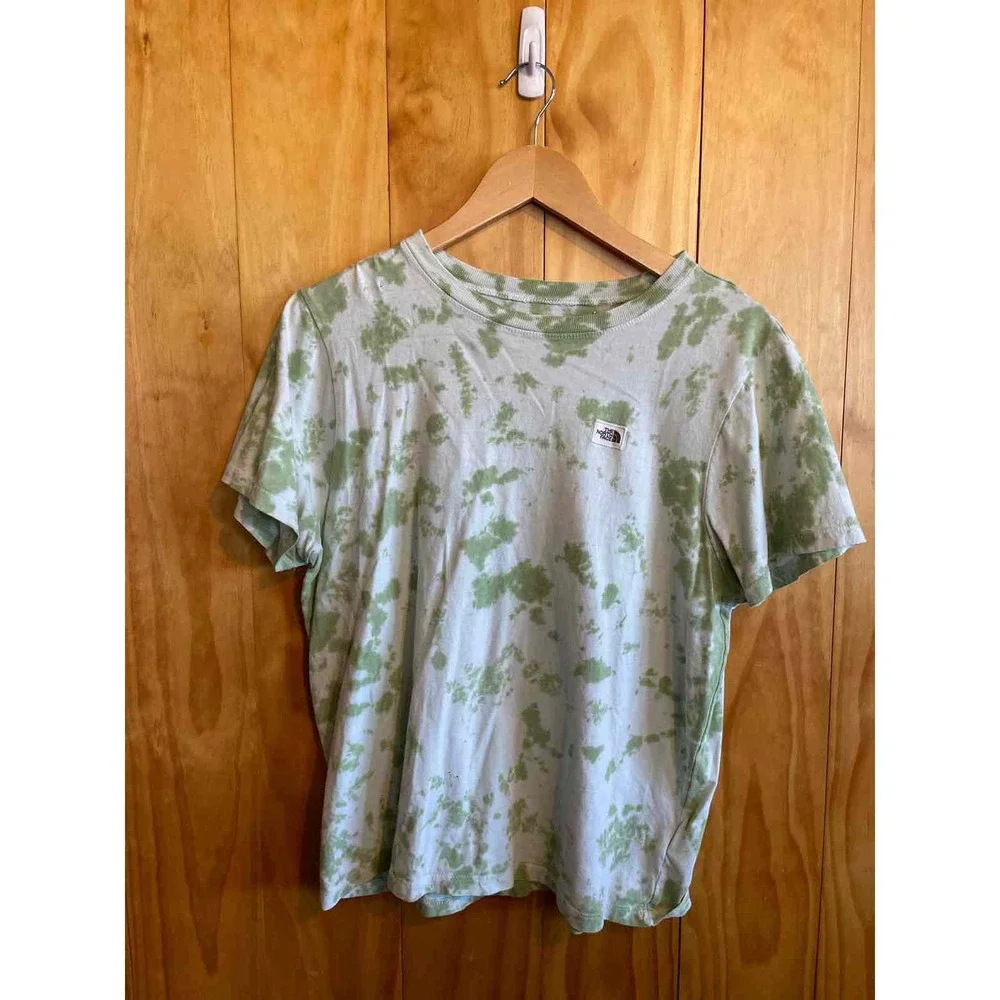 Size XL The North Face Green Women's Short Sleeve Shirt - Picture 1 of 5